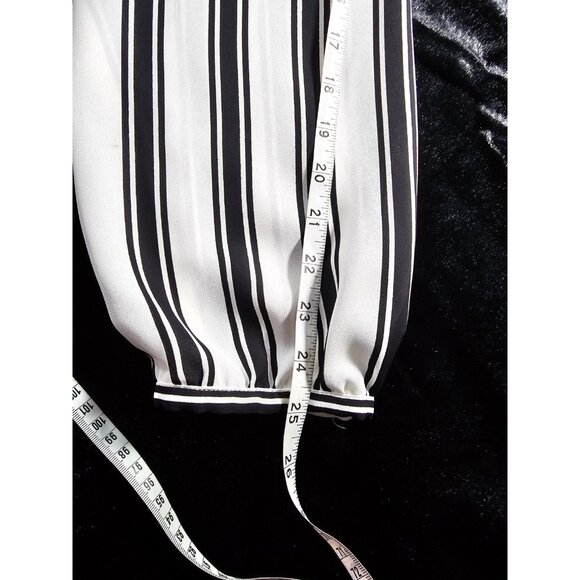 International Concept Plus Faux Wrap Black and White Stripe Blouse -SZ 20W - Picture 6 of 9